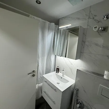 Apartman Kaffeehof 3 *